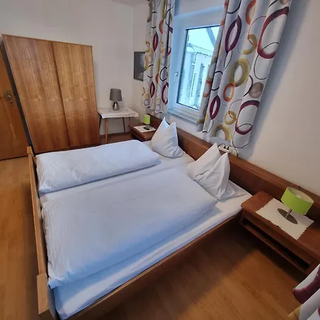 Kaiserer Panzió 3*