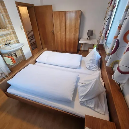 Kaiserer Раурис